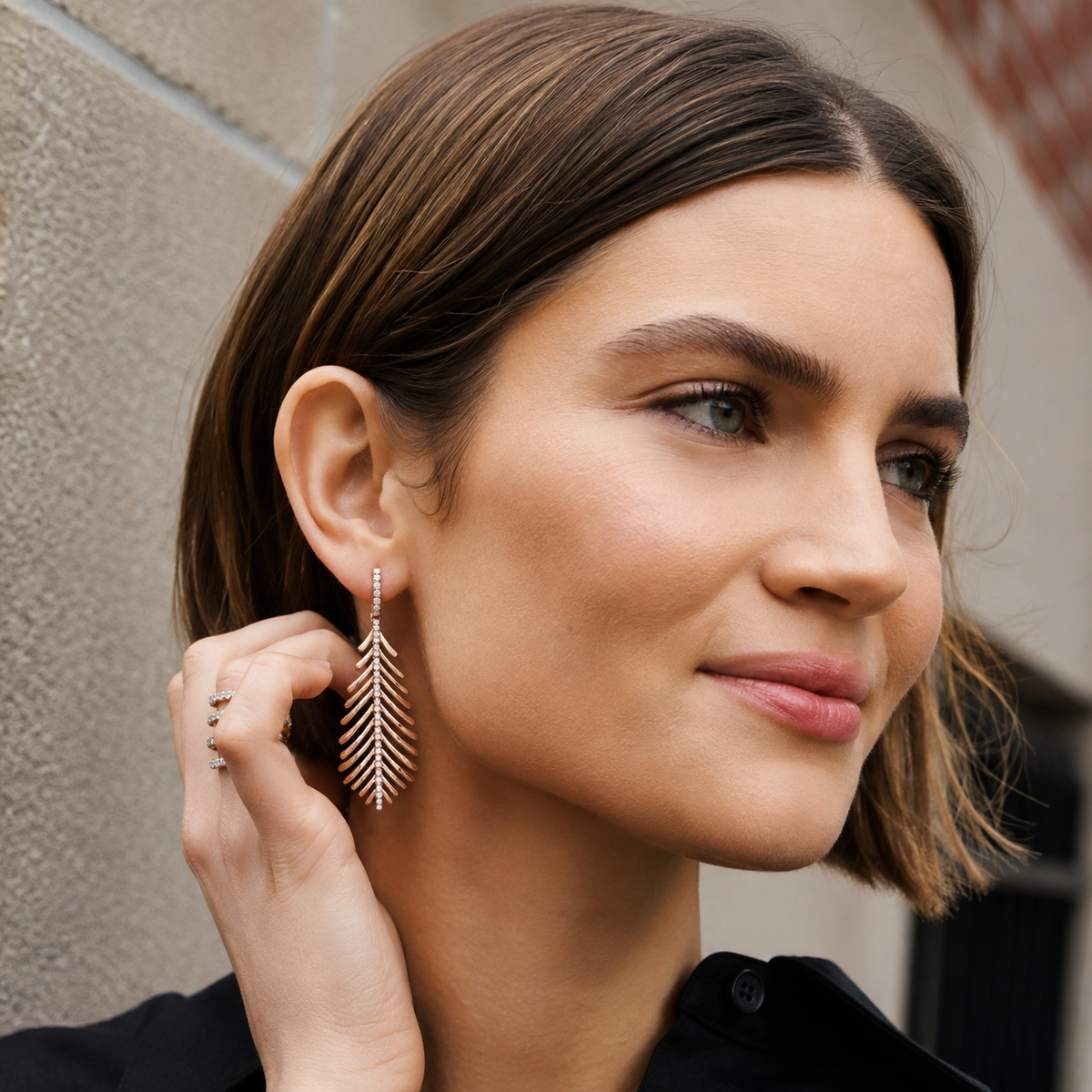 Plume Earrings with Diamond Spine