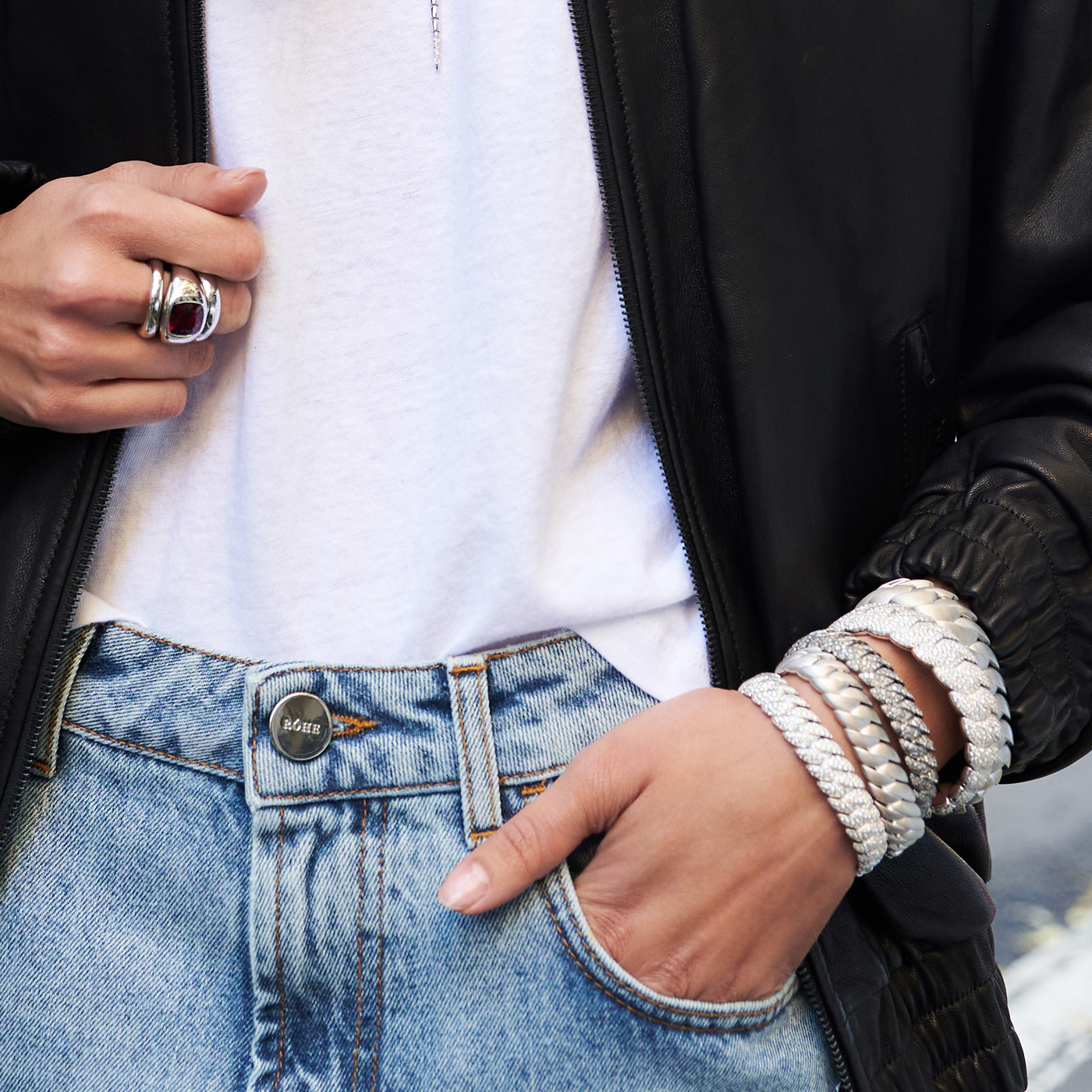 Narrow Wave Link Bracelet with Diamonds