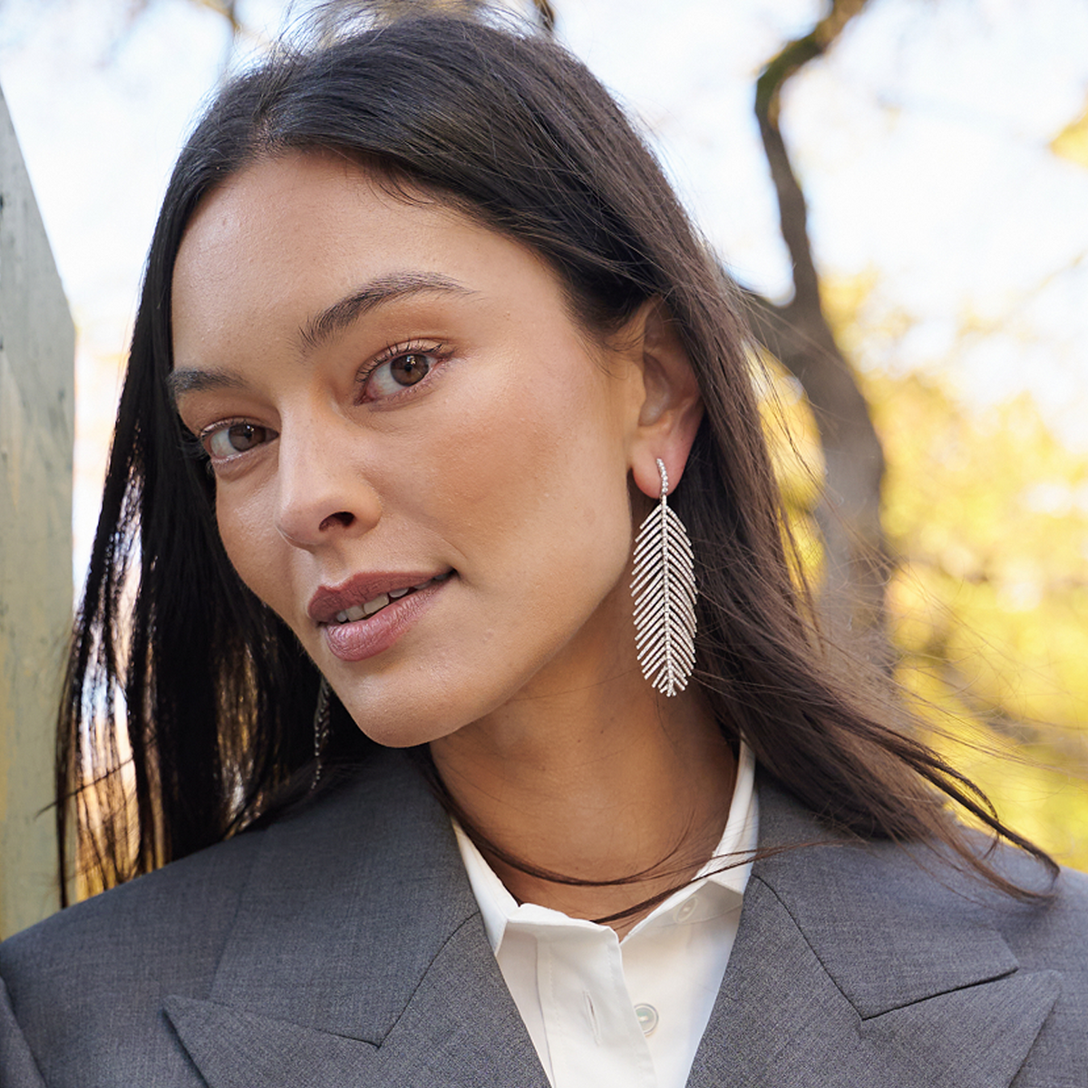 Feathers That Move Earrings with Diamond Pavé