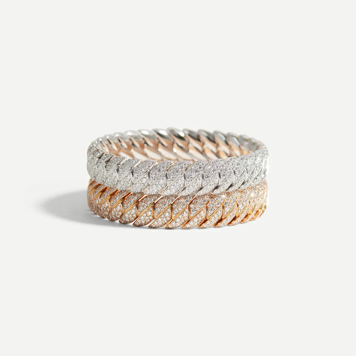 Wave Link Bracelet with Diamonds | White Gold Diamond Pavé / 6.7 in (17 cm) | Bracelets