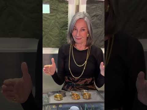 A video with Brooke Garber where she discusses styling the Eve and Brevetto bracelets.
