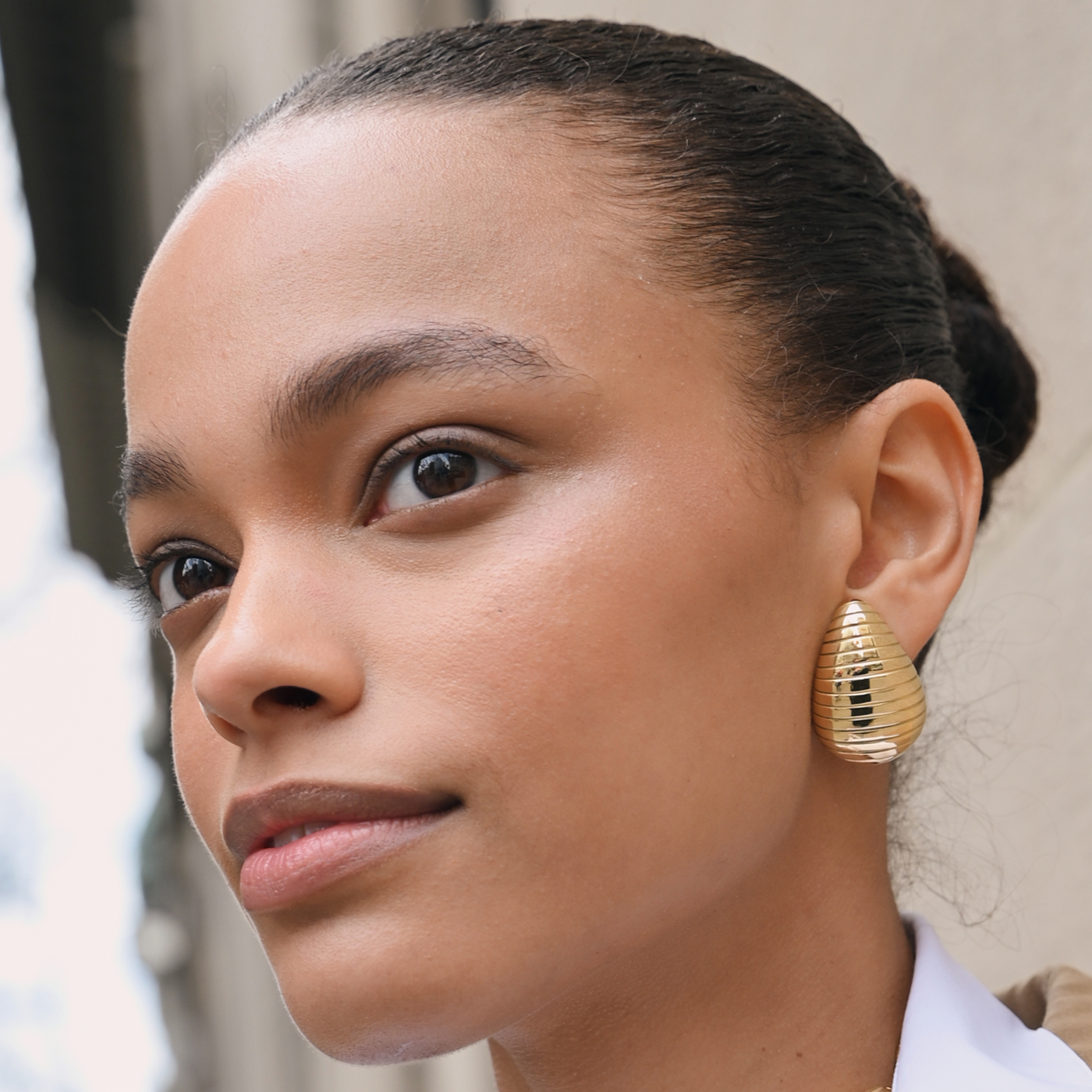 Large Grooved Anjou Earrings