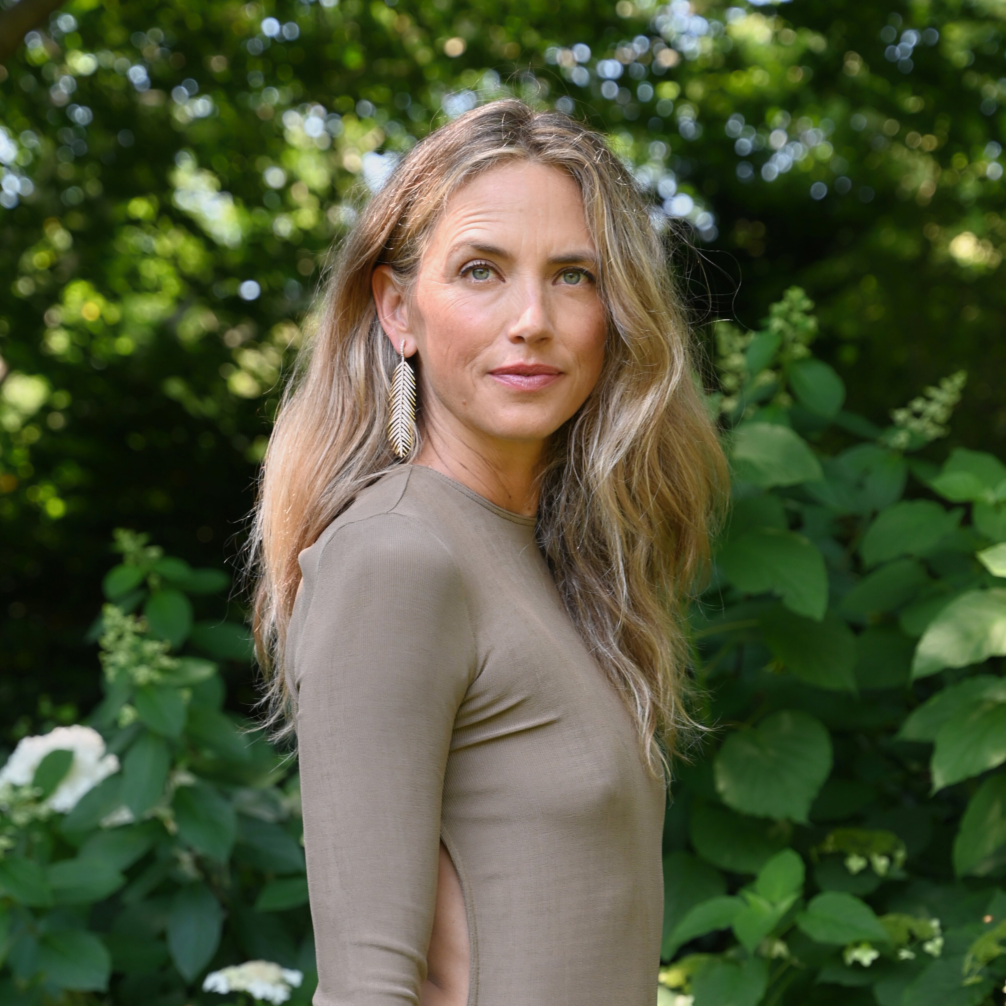 Feathers That Move Earrings with Diamond Spine